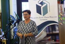 „…virág volt a vers…”